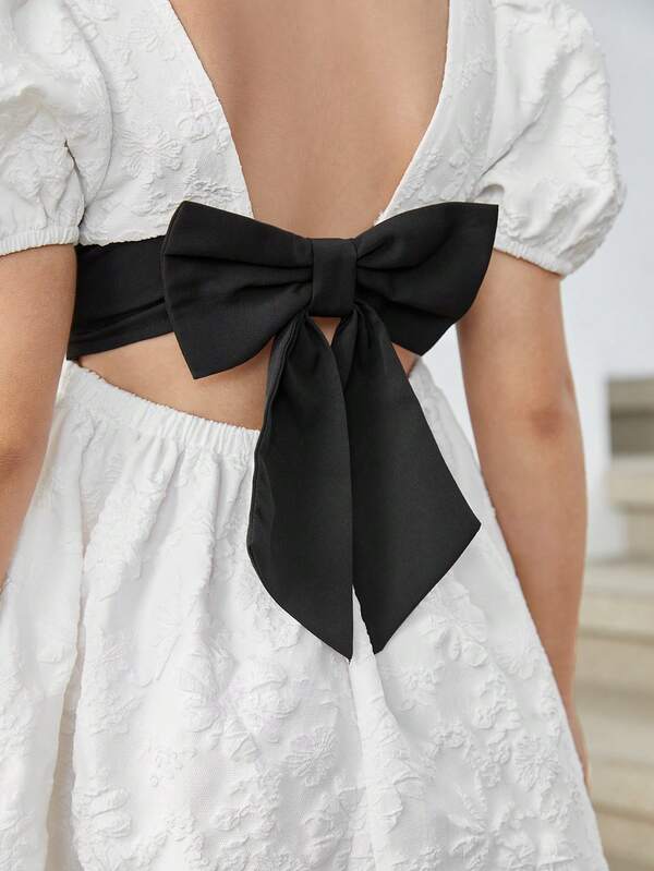 Vestido blanco para niña pequeña