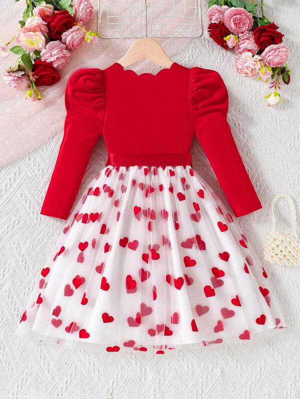 Vestido de corazones para niña pequeña