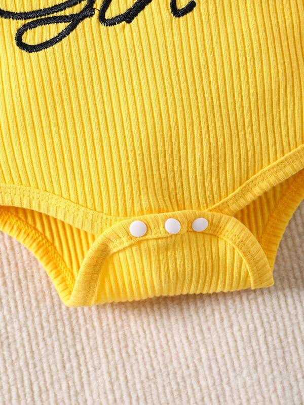 Set de 3 piezas para bebé niña, body, short y lazo