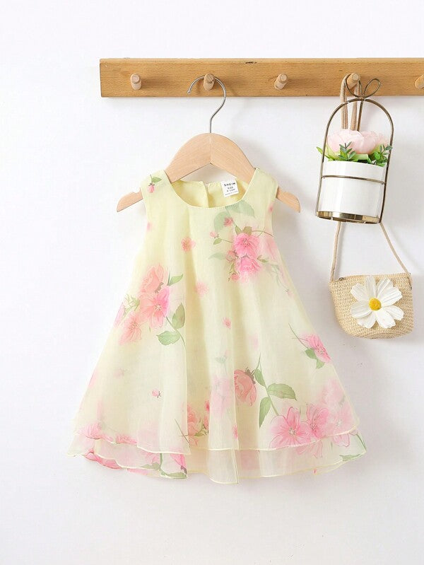 Vestido floral de bebé niña