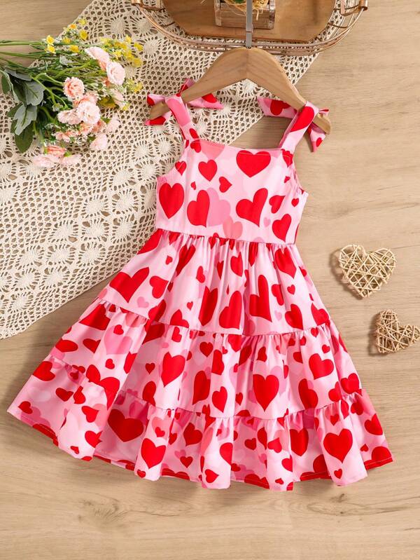 Vestido de corazones para niñas pequeñas