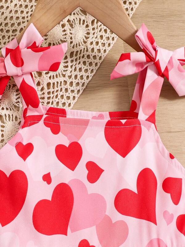 Vestido de corazones para niñas pequeñas