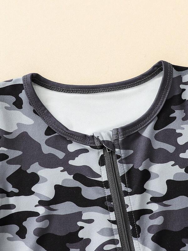 Mameluco de camuflaje para bebé niño