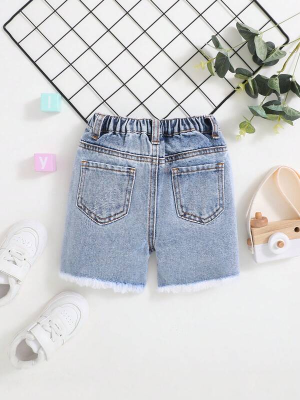 Shorts desgastados para bebé y niño pequeño