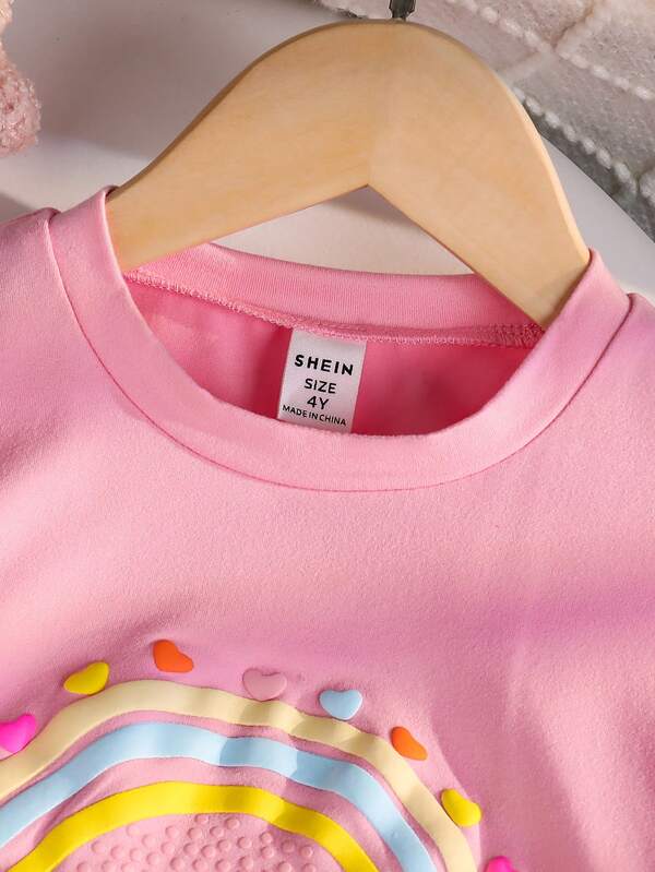 Blusa de arcoíris para niñas pequeñas