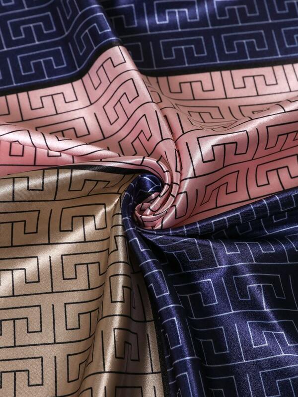 Pañuelo estampado Geométrico