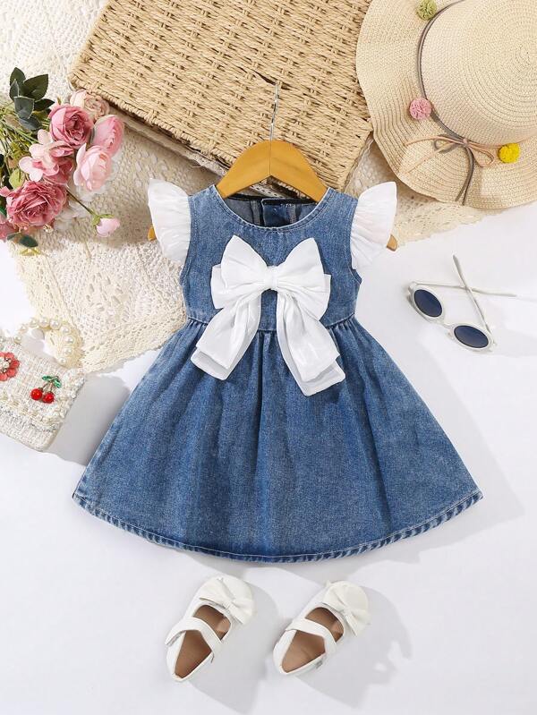 Vestido denim para bebé niña