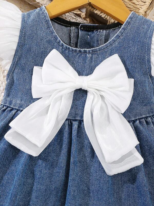 Vestido denim para bebé niña
