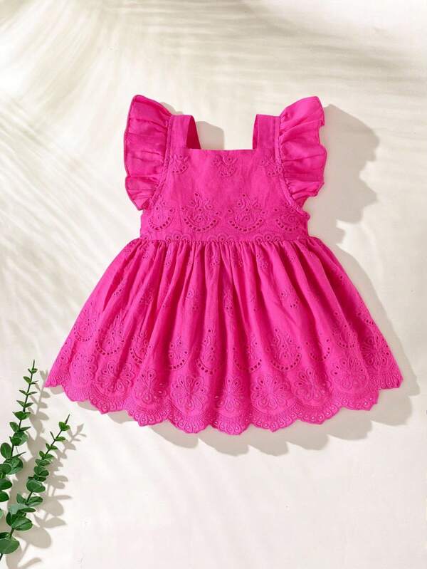 Vestido bordado para bebé niña