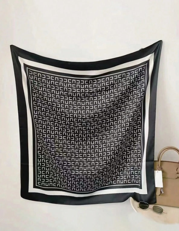 Pañuelo estampado geométrico