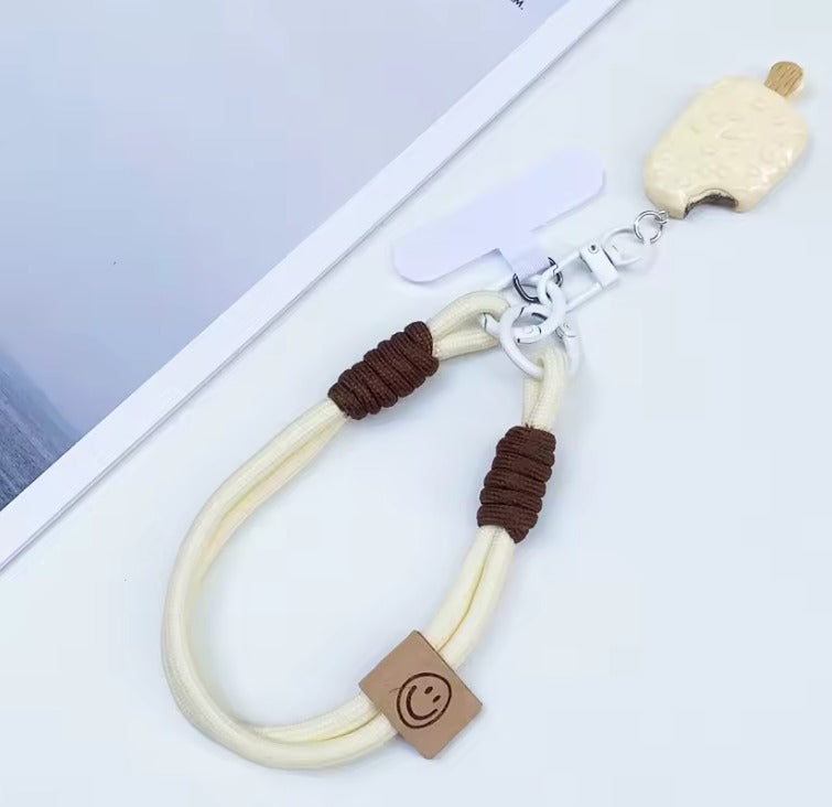 Correa de helado de vainilla relleno de chocolate